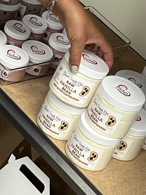 RAW VANILLA BEAN BODY CREAM