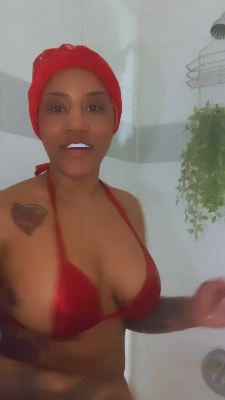 Load video: PINK PANTIES BODY SCRUB