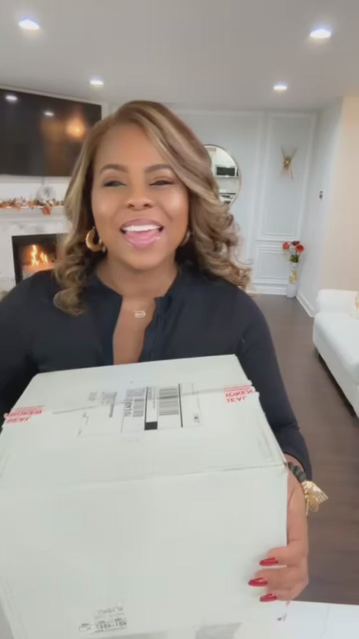 Load video: CHOKE HOLD LIMITED EDITION BEAUTY BOX